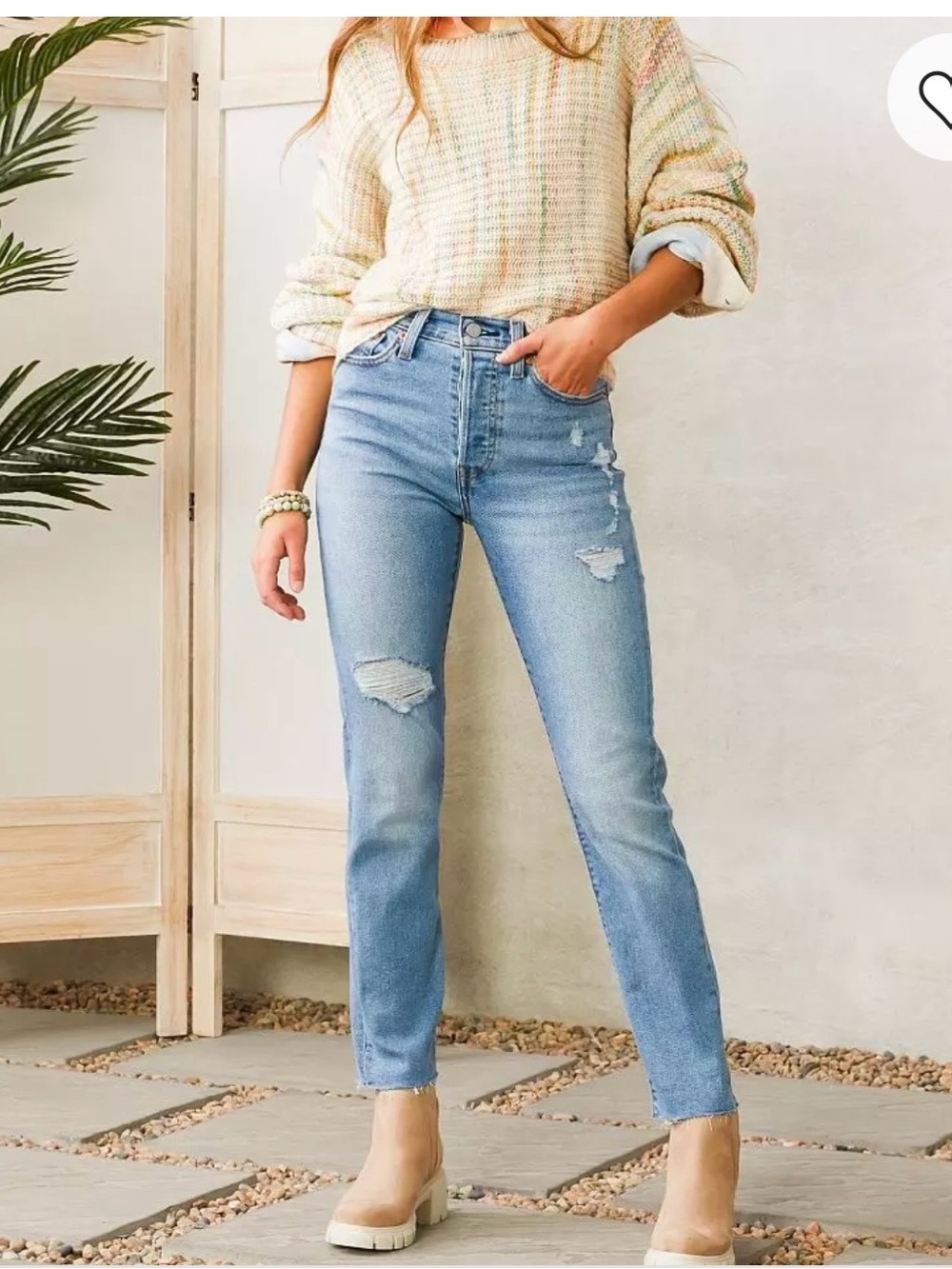Levi's Wedgie Straight Tear To Shreds
MDistressed Jeans 28